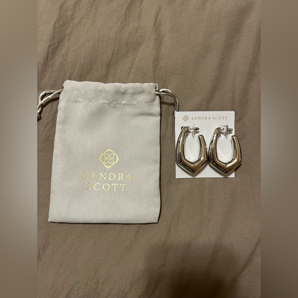 NWT Kendra Scott Ring/Earring Kaia Set - Picture 4 of 9